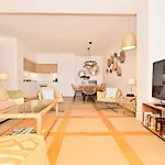 70Sqm Private Terrace In Front Of The Sea & 107Sqm Brand New Apartment