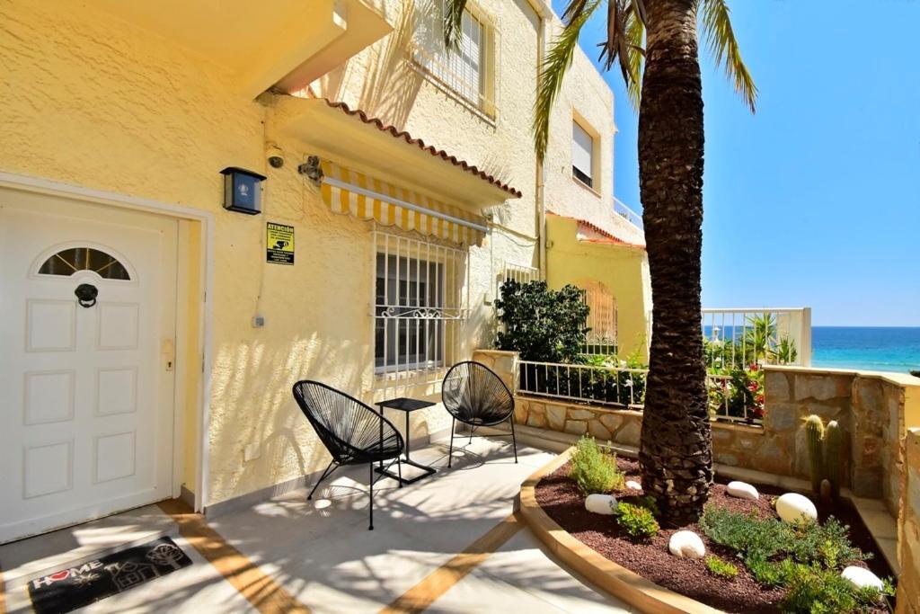 70sqm Private Terrace In Front Of The Sea & 107sqm Brand New Apartment *